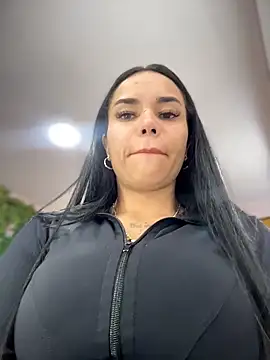 Snapshot of Naatalia chatting on February 7, 2026, 9:23 pm Naatalia online show from February 7, 2026, 9:23 pm