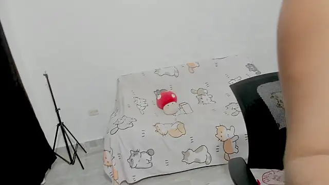 Naoko 7w7 online show from January 17, 2026, 1:09 am