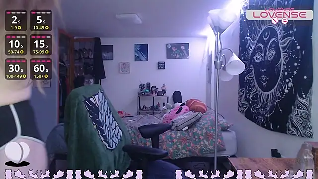 wetwildwhore online show from September 15, 2025, 8:31 pm