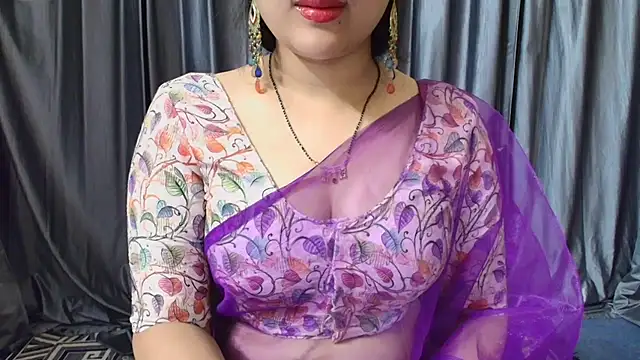 goldiwets online show from October 13, 2025, 2:24 am