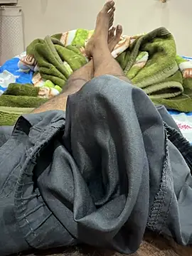 Rocky-Roxtar online show from May 9, 2026, 11:46 am