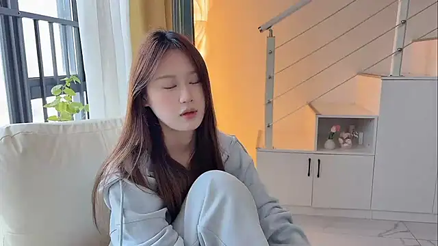 Cassie-20 online show from December 17, 2025, 2:16 am