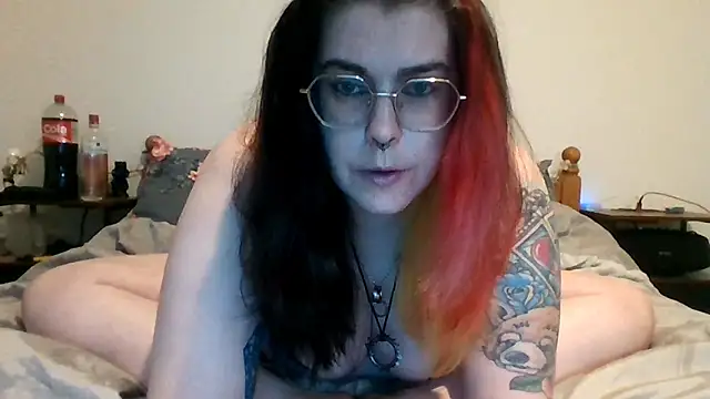 Tattooedlady 0626 online show from November 8, 2025, 3:26 pm