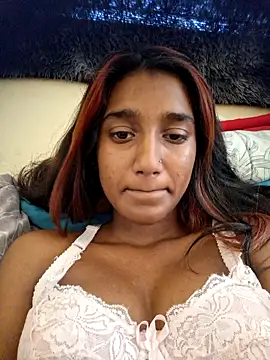 indianpink lips online show from February 11, 2026, 11:21 am