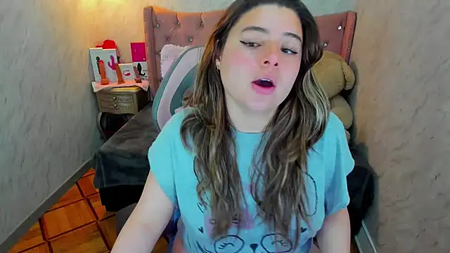 Lianngrace online show from September 10, 2025, 2:05 pm