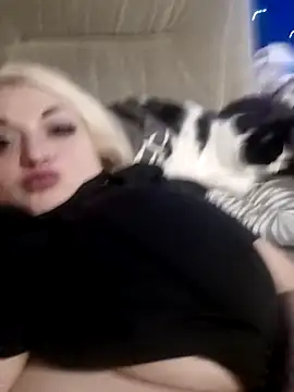 AnneteCream online show from February 24, 2025, 6:47 pm