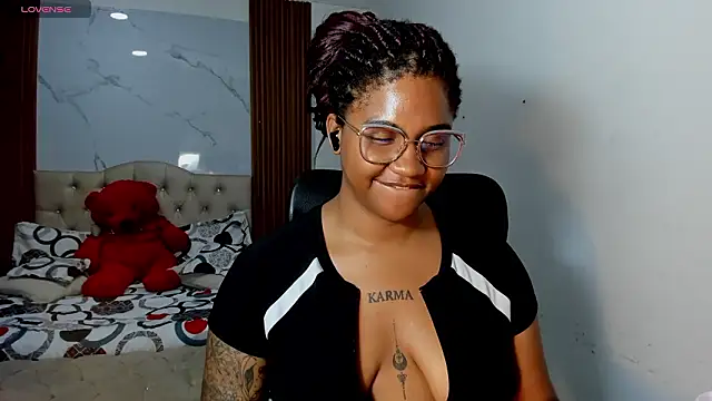 ZahraRose online show from March 15, 2026, 3:35 am