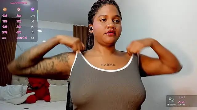 ZahraRose online show from March 9, 2026, 6:44 pm