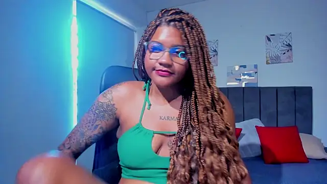 ZahraRose online show from March 13, 2025, 6:45 pm