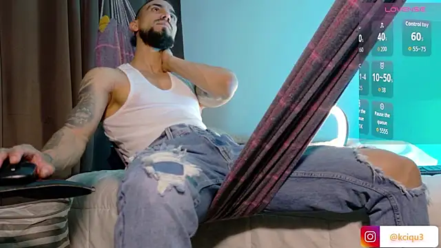 Snapshot of K_cique chatting on February 8, 2026, 2:31 am K cique online show from February 8, 2026, 2:31 am