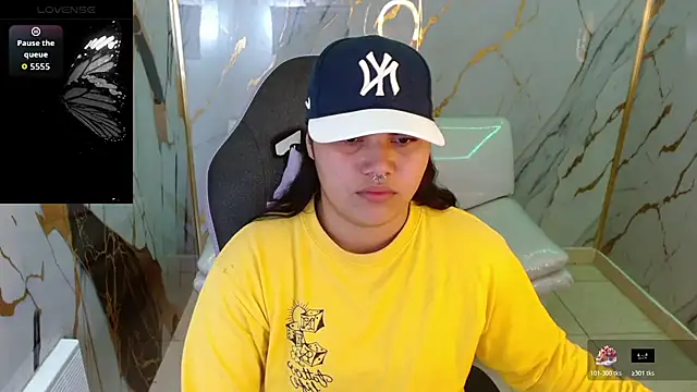 melany rouse18 online show from April 21, 2026, 5:36 am