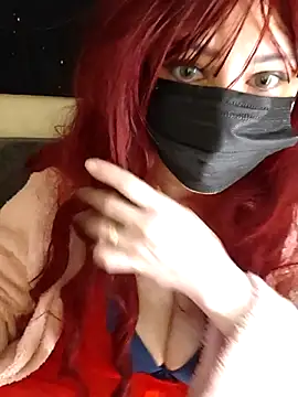 Loly2025 online show from April 19, 2026, 11:29 pm