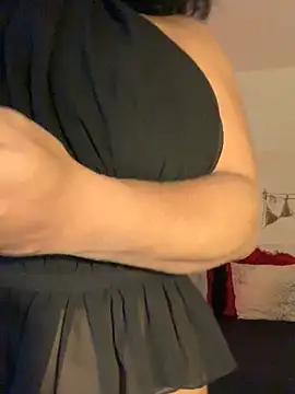 Dahiana Giil online show from October 24, 2025, 6:01 am