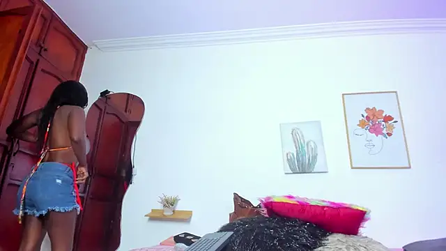 naomy 68 online show from March 6, 2025, 7:54 pm