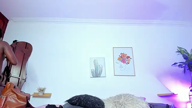 naomy 68 online show from March 6, 2025, 10:58 pm