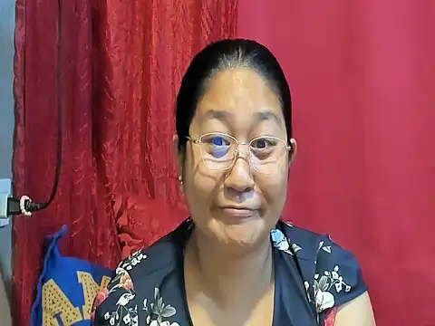 hotchubby88 online show from February 12, 2026, 12:49 pm