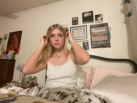 sinfulblonde1 online show from February 24, 2025, 5:54 am