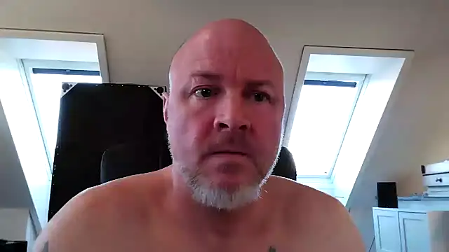 Snapshot of Lucifer29cm chatting on February 16, 2025, 2:21 pm Lucifer29cm online show from February 16, 2025, 2:21 pm