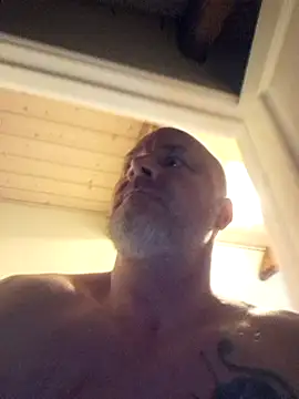 Snapshot of Lucifer29cm chatting on February 16, 2025, 8:10 am Lucifer29cm online show from February 16, 2025, 8:10 am