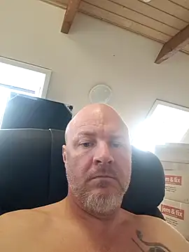 Snapshot of Lucifer29cm chatting on February 15, 2025, 9:16 am Lucifer29cm online show from February 15, 2025, 9:16 am