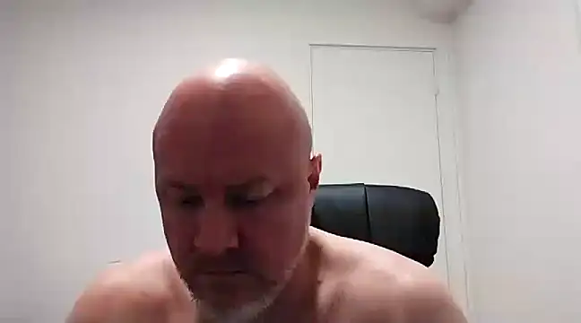 Snapshot of Lucifer29cm chatting on March 11, 2025, 9:34 am Lucifer29cm online show from March 11, 2025, 9:34 am