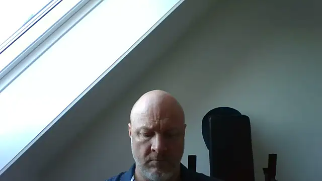 Snapshot of Lucifer29cm chatting on September 26, 2025, 6:20 am Lucifer29cm online show from September 26, 2025, 6:20 am