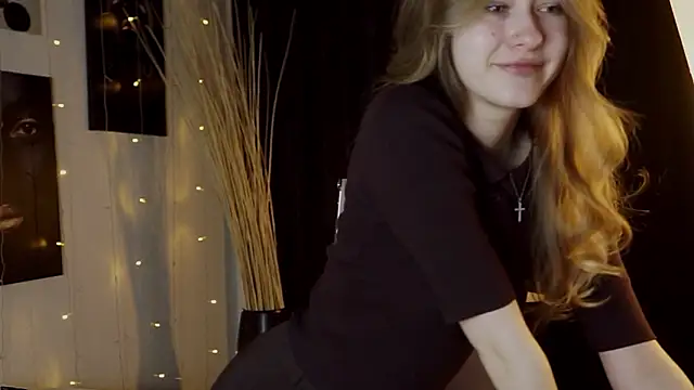 EveMundie online show from March 10, 2026, 10:19 am