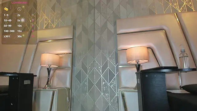 AnahisBennett online show from September 26, 2025, 3:57 am