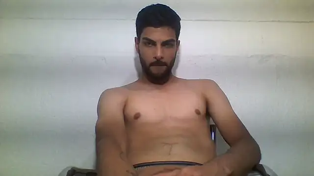 Gabrielteixeira120 online show from July 1, 2026, 9:48 pm