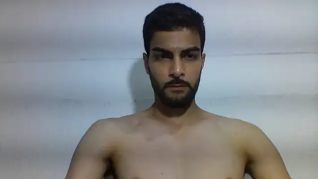 Gabrielteixeira120 online show from July 18, 2026, 10:29 pm