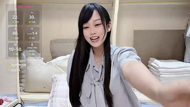 yueyue2003 online show from July 27, 2026, 12:23 pm