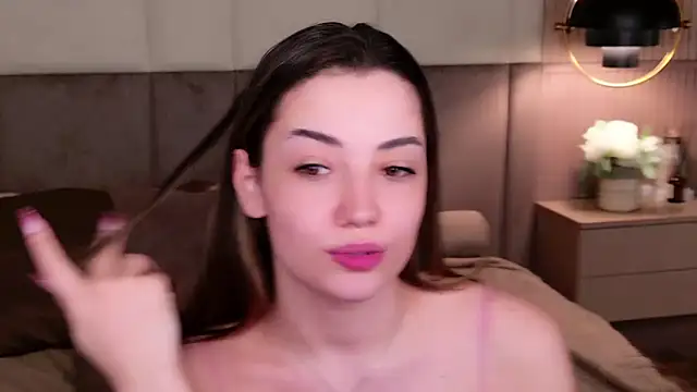 Snapshot of Alice_Deleon chatting on March 8, 2025, 7:49 am Alice Deleon online show from March 8, 2025, 7:49 am