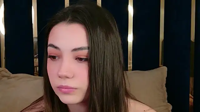 Alice Deleon online show from February 21, 2026, 11:12 am