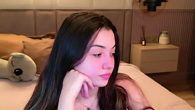 Snapshot of Alice_Deleon chatting on November 16, 2025, 10:53 am Alice Deleon online show from November 16, 2025, 10:53 am