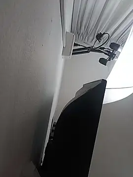 EmmaSulivan online show from March 27, 2026, 11:55 am