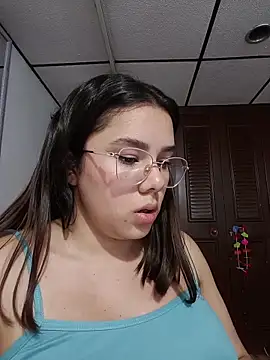 EmmaSulivan online show from May 13, 2026, 10:17 pm