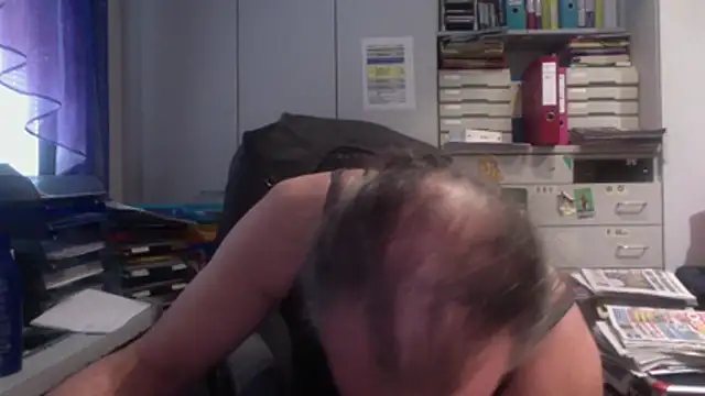 HMStraps01 online show from January 15, 2026, 11:24 am