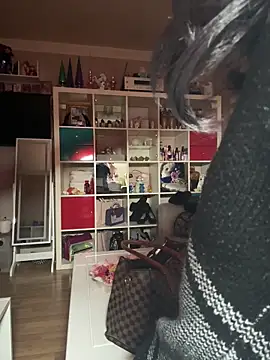 sexymelli18 online show from February 12, 2026, 7:13 pm