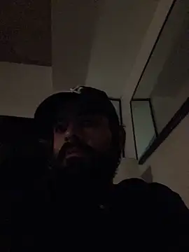 guccititi online show from February 21, 2026, 5:37 pm