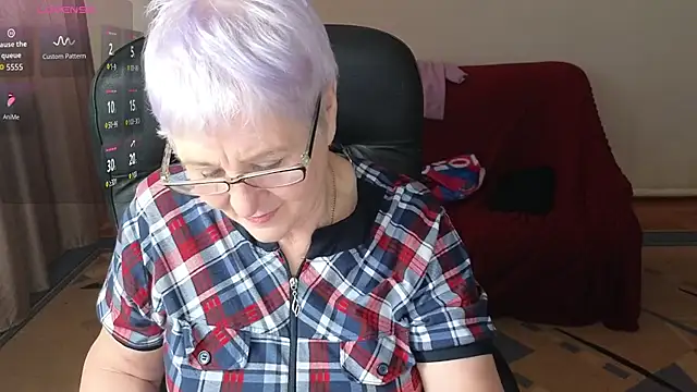 Snapshot of Sandra_Snowflake chatting on February 13, 2026, 11:21 am Sandra Snowflake online show from February 13, 2026, 11:21 am