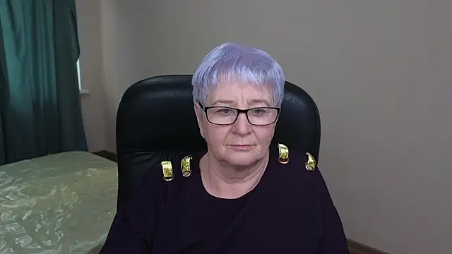 Sandra Snowflake online show from March 14, 2025, 7:04 am