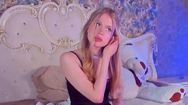 BECKI VRES online show from March 18, 2025, 10:26 pm