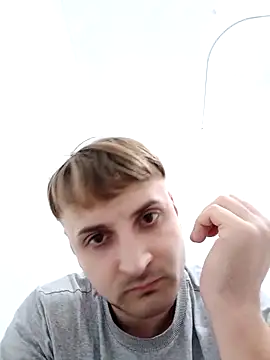 Snapshot of Eusuntnoulgigolo chatting on February 24, 2026, 6:31 pm Eusuntnoulgigolo online show from February 24, 2026, 6:31 pm