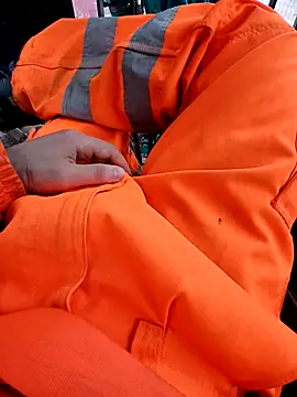 Snapshot of Eusuntnoulgigolo chatting on February 9, 2026, 9:18 am Eusuntnoulgigolo online show from February 9, 2026, 9:18 am