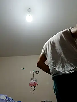 Eusuntnoulgigolo online show from November 1, 2025, 7:02 am