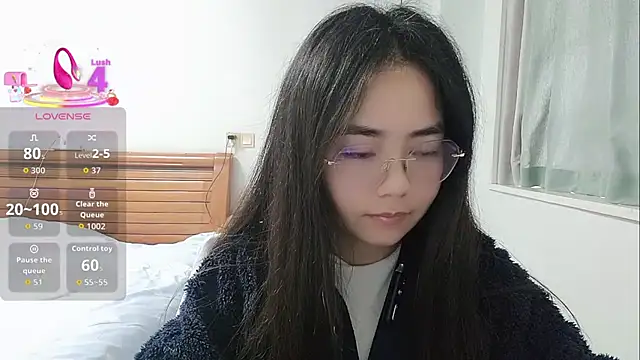 Snapshot of Lucy-xixi chatting on February 15, 2026, 7:20 am Lucy-xixi online show from February 15, 2026, 7:20 am