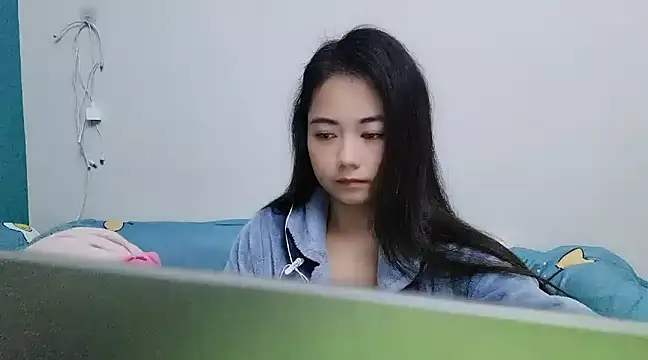 Snapshot of Lucy-xixi chatting on February 23, 2025, 11:55 am Lucy-xixi online show from February 23, 2025, 11:55 am