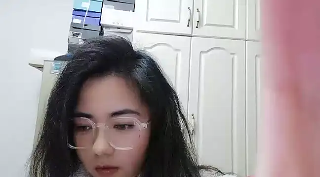 Snapshot of Lucy-xixi chatting on February 22, 2025, 1:13 pm Lucy-xixi online show from February 22, 2025, 1:13 pm