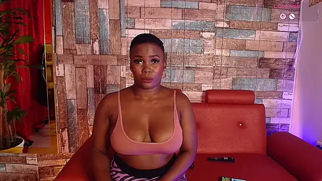 Snapshot of DashaSousaa chatting on January 7, 2026, 4:45 pm DashaSousaa online show from January 7, 2026, 4:45 pm