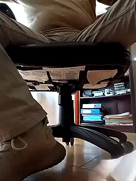 Snapshot of cumadicto chatting on December 4, 2024, 9:18 pm cumadicto online show from December 4, 2024, 9:18 pm